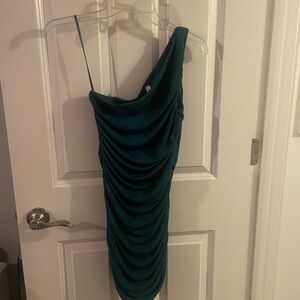 Never worn Lucy in the sky green one shoulder dress super cute